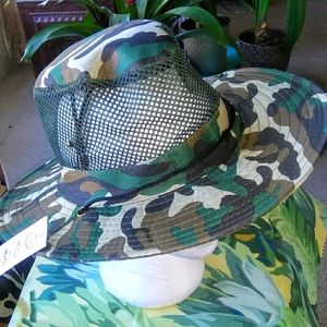 GROOVY GLAM Green Camo Boonie Bush Hat Summer Mesh Wide Brim with Drawstring